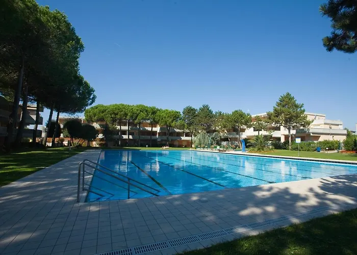 Solarium/piscina 펜션 *